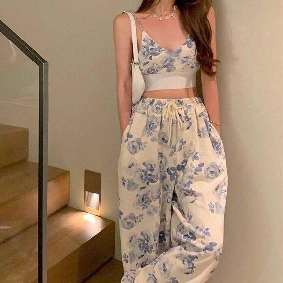 Multicolor Boho Women's Printed Short Camisole Top & Strapless Wide-Leg Pants - Picture 3 of 5